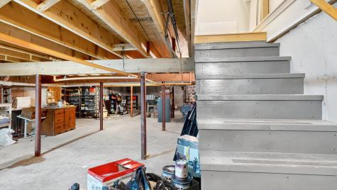 162 Delaware Court Portland ME 04103