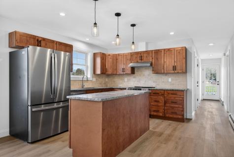 8 Feldspar Lane Cumberland ME 04021