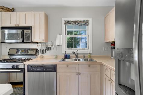 9 Crosby Lane Newry ME 04261