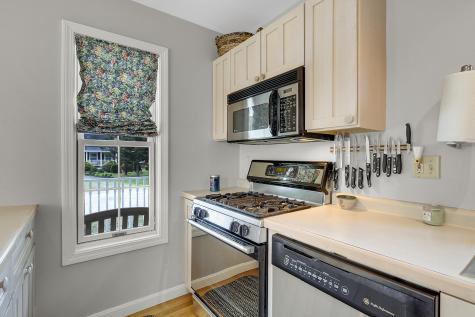 9 Crosby Lane Newry ME 04261