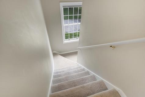 9 Crosby Lane Newry ME 04261