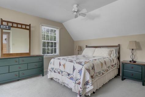 9 Crosby Lane Newry ME 04261