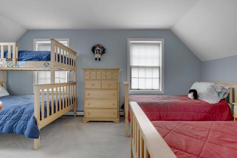 9 Crosby Lane Newry ME 04261