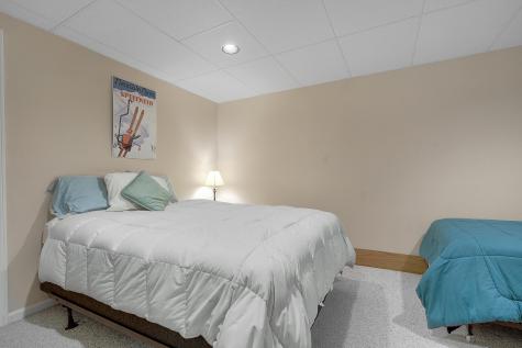 9 Crosby Lane Newry ME 04261