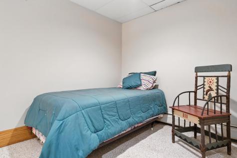 9 Crosby Lane Newry ME 04261