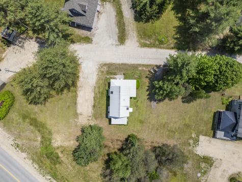 9 Crosby Lane Newry ME 04261