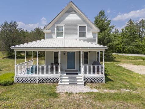 9 Crosby Lane Newry ME 04261