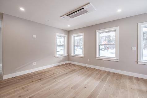 21 Fairway Commons Drive Gorham ME 04038