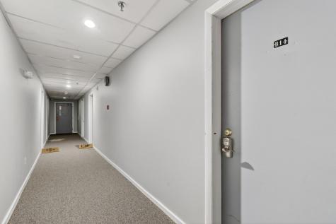 8 Cascades Drive Newry ME 04261