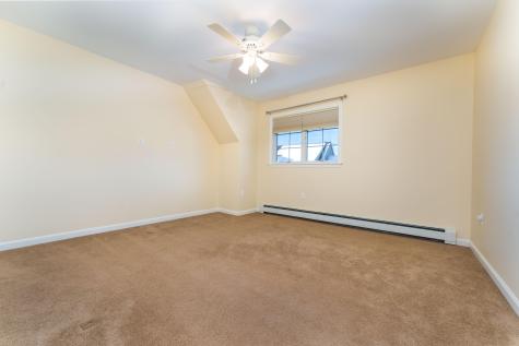 4 Iris Way Brunswick ME 04011