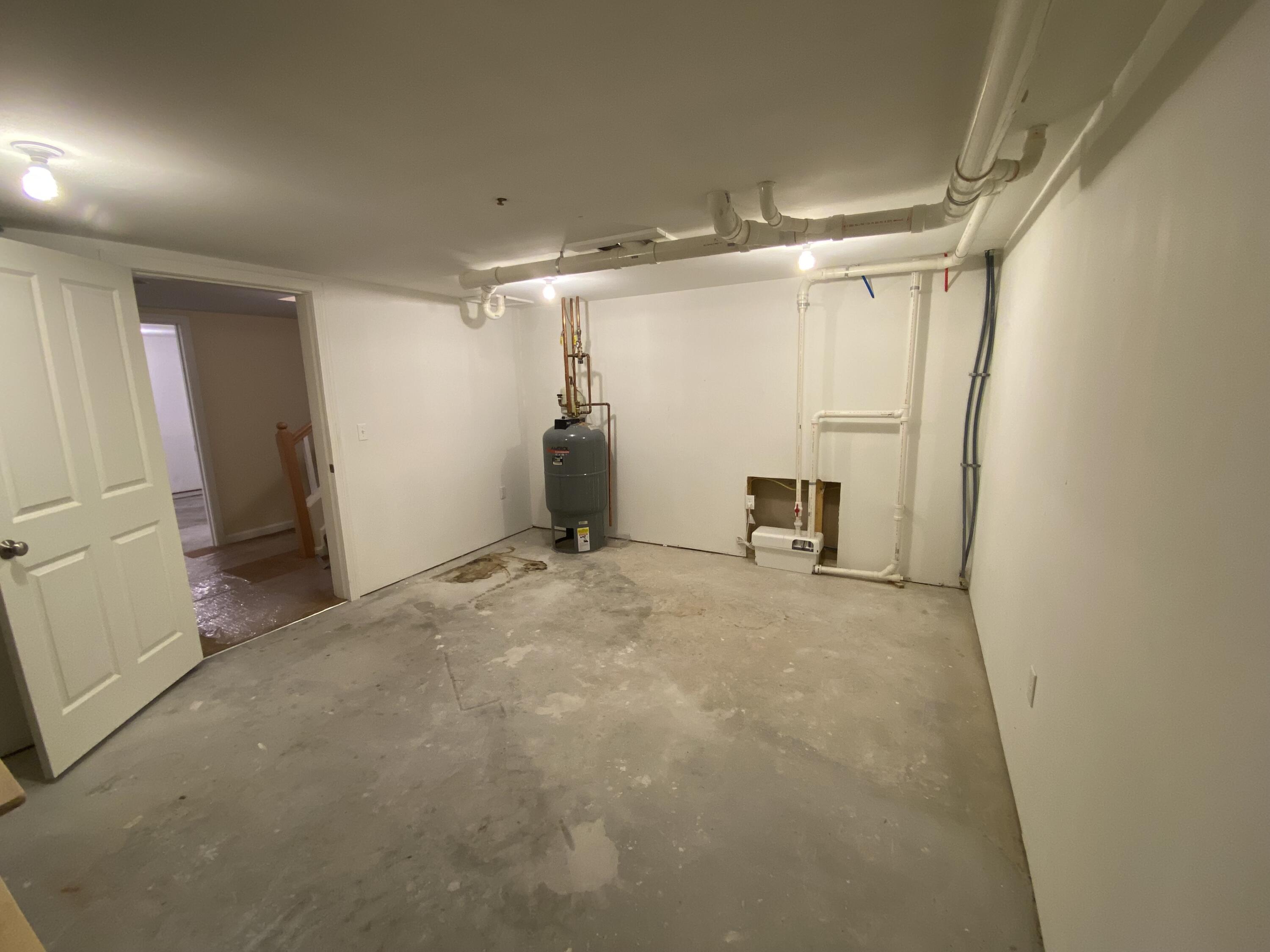 4 Iris Way Brunswick ME 04011