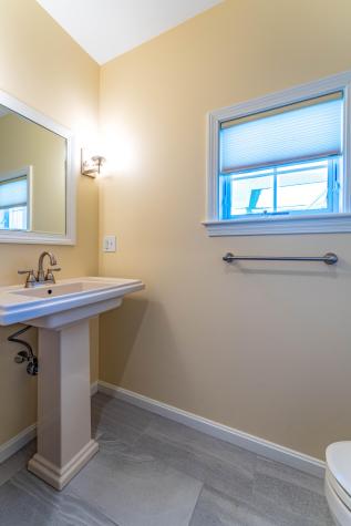 4 Iris Way Brunswick ME 04011