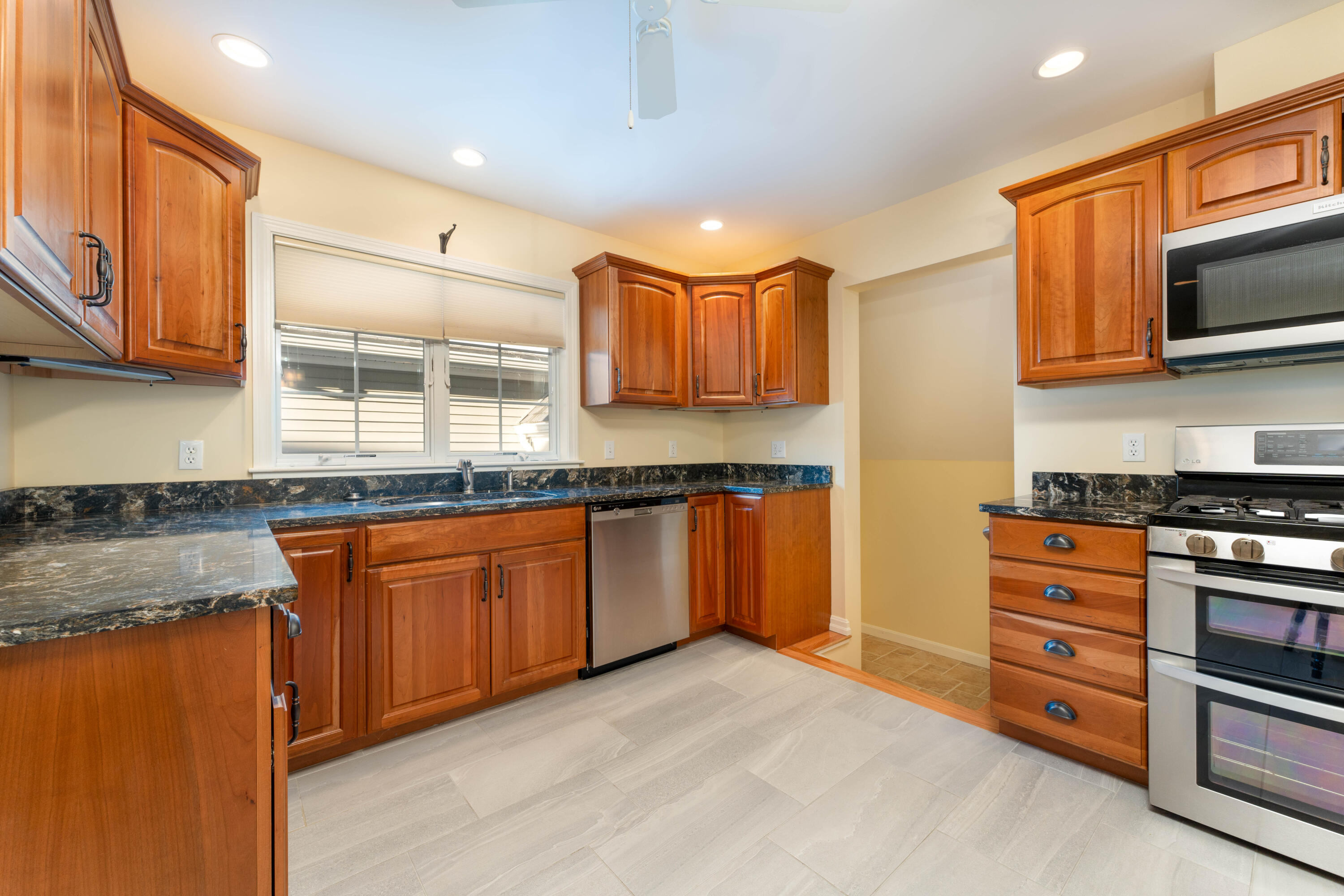 4 Iris Way Brunswick ME 04011