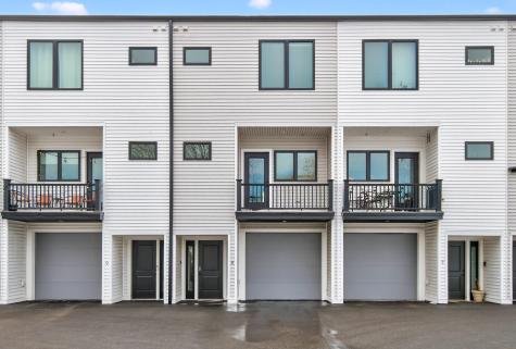 531 Westbrook Street South Portland ME 04106