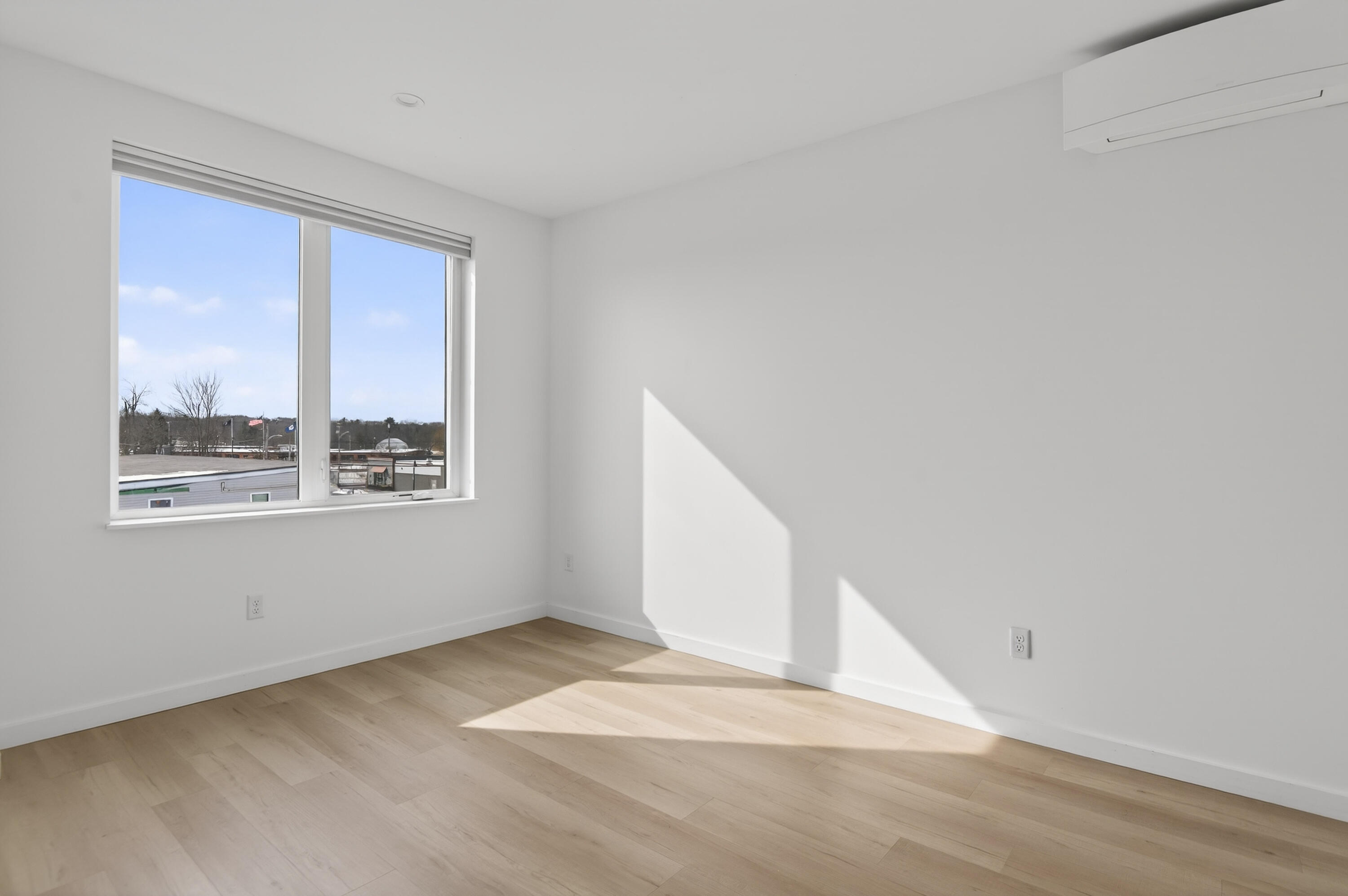 531 Westbrook Street South Portland ME 04106