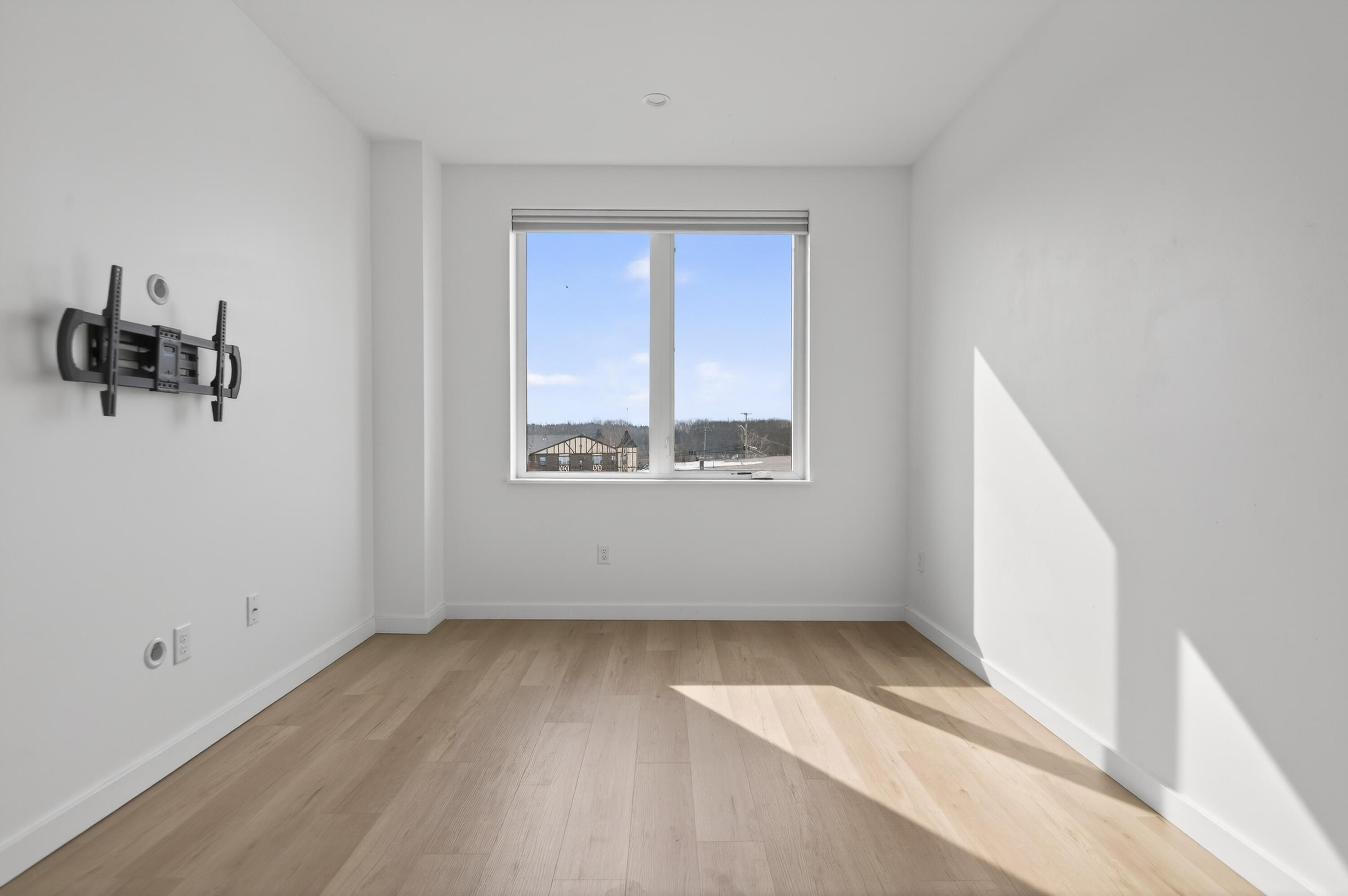 531 Westbrook Street South Portland ME 04106