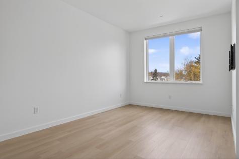 531 Westbrook Street South Portland ME 04106