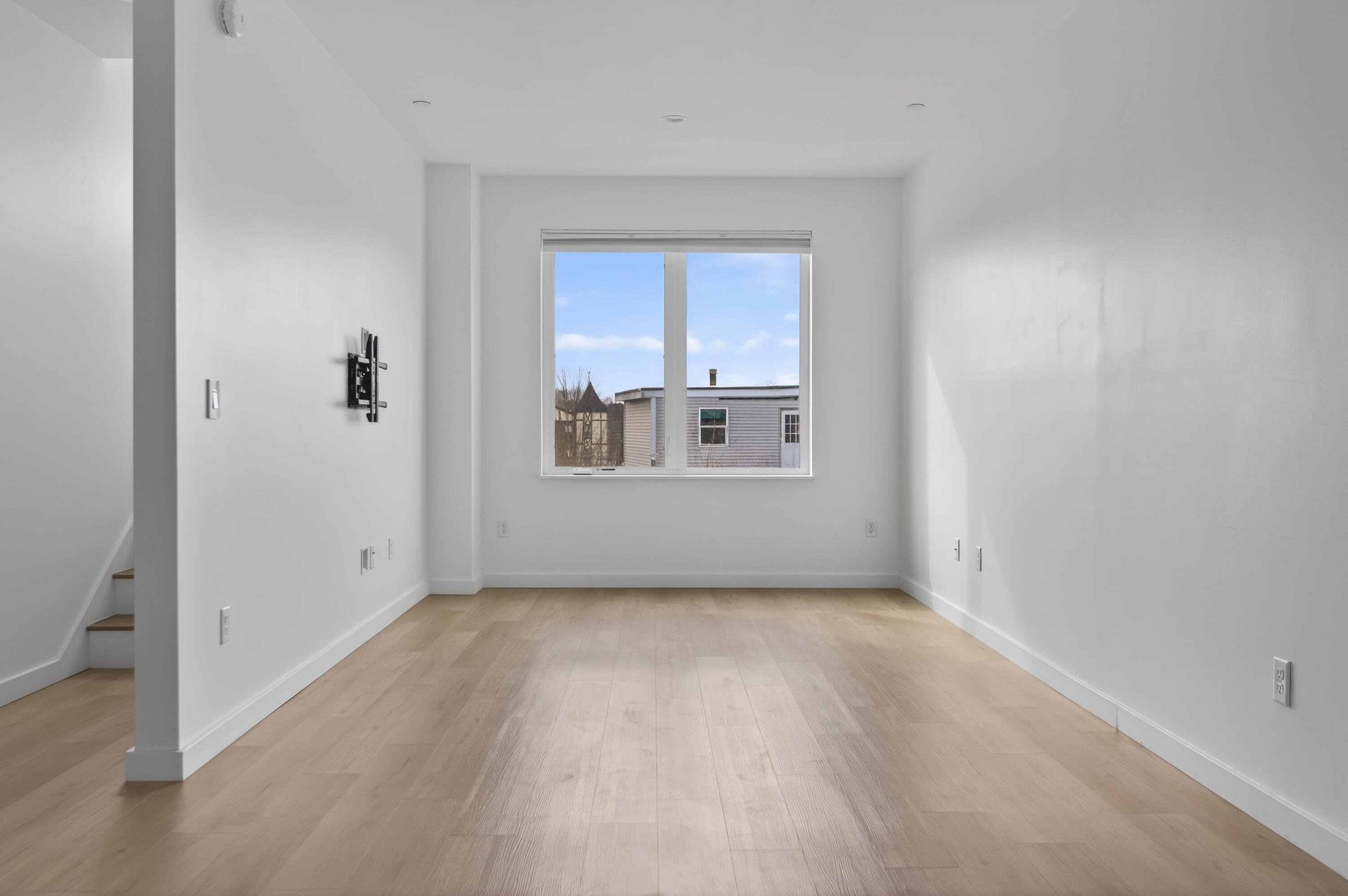 531 Westbrook Street South Portland ME 04106