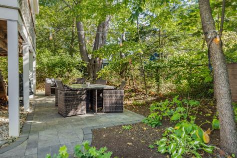 8 Water Street Kittery ME 03904