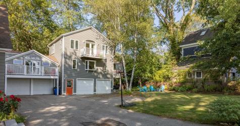 8 Water Street Kittery ME 03904