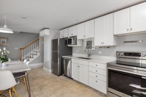 8 Water Street Kittery ME 03904