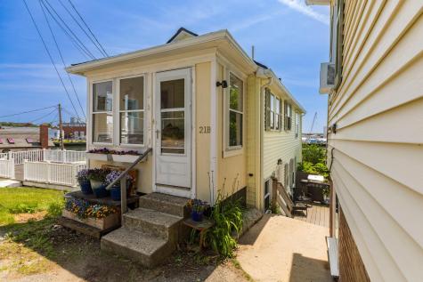 21 Government Street Kittery ME 03904