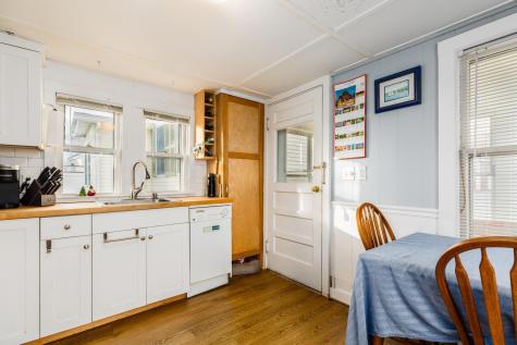 21 Government Street Kittery ME 03904