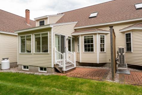 48 Signature Drive Brunswick ME 04011