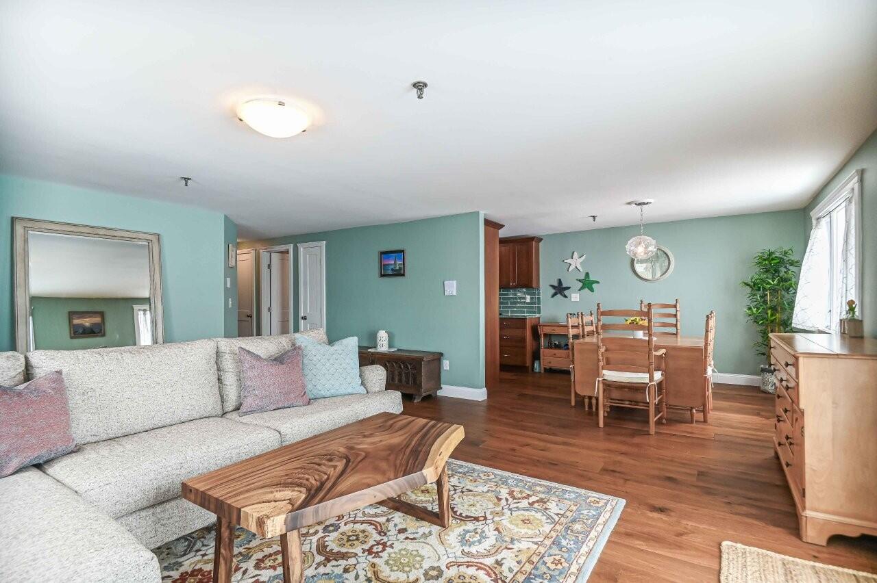 407 Ocean Boulevard Hampton NH 03842
