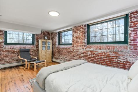 30 Lincoln Street Westbrook ME 04092