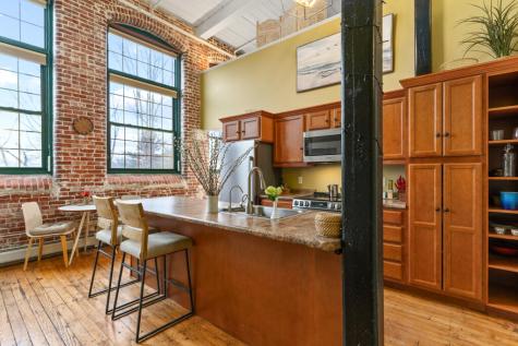 30 Lincoln Street Westbrook ME 04092