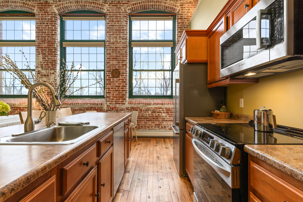 30 Lincoln Street Westbrook ME 04092