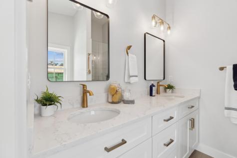 8 Overlook Drive Old Orchard Beach ME 04064