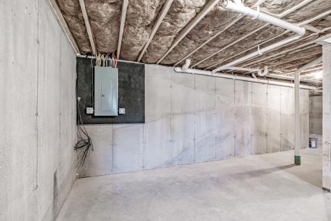 142 Brooks Edge Farm Road Westbrook ME 04092