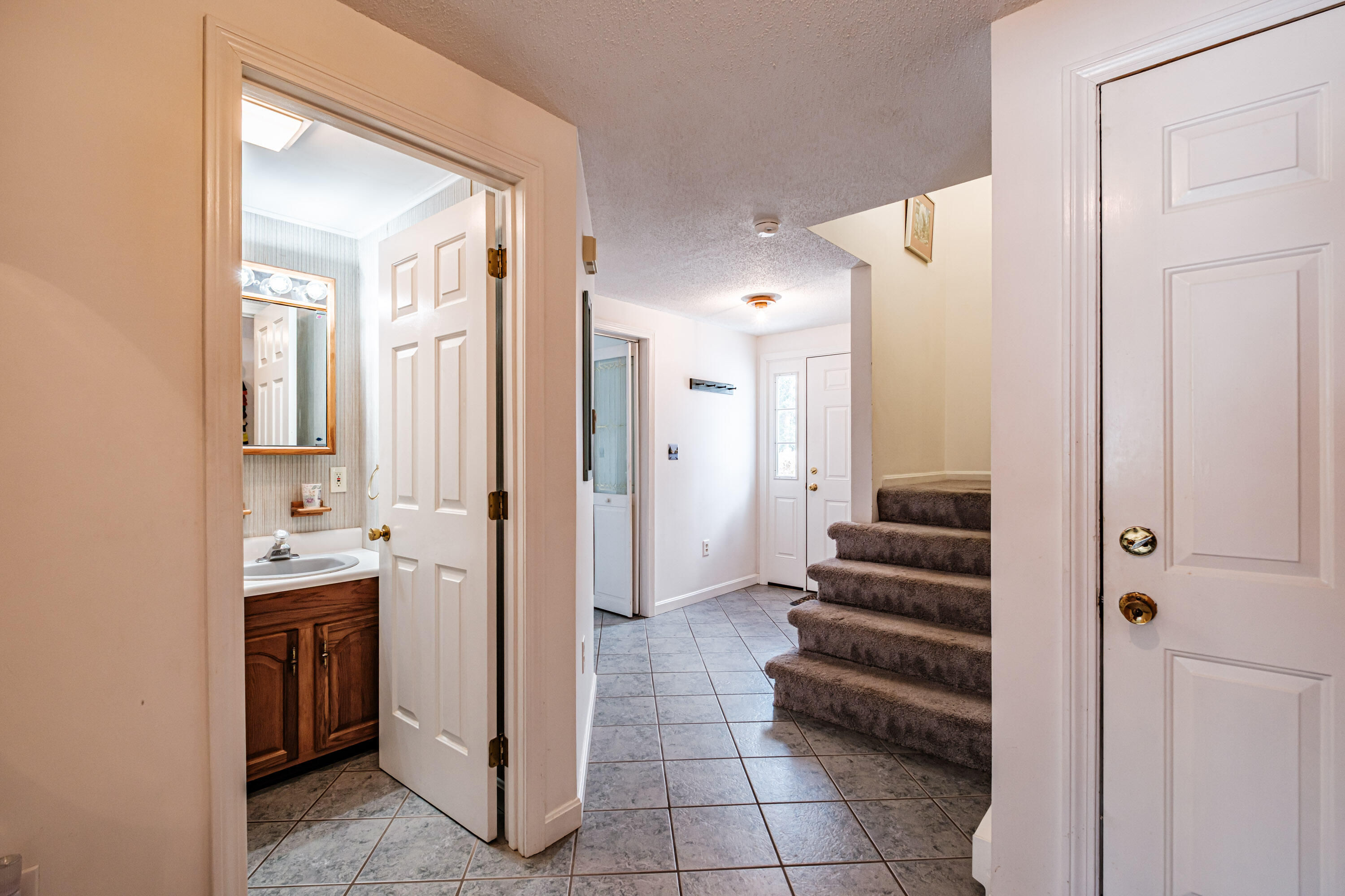 21 Daffodil Court Naples ME 04055