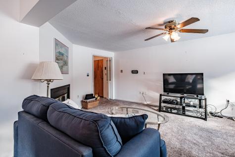 21 Daffodil Court Naples ME 04055