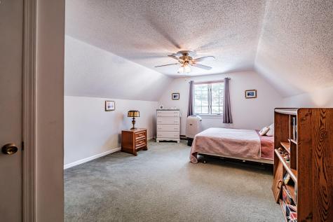 21 Daffodil Court Naples ME 04055