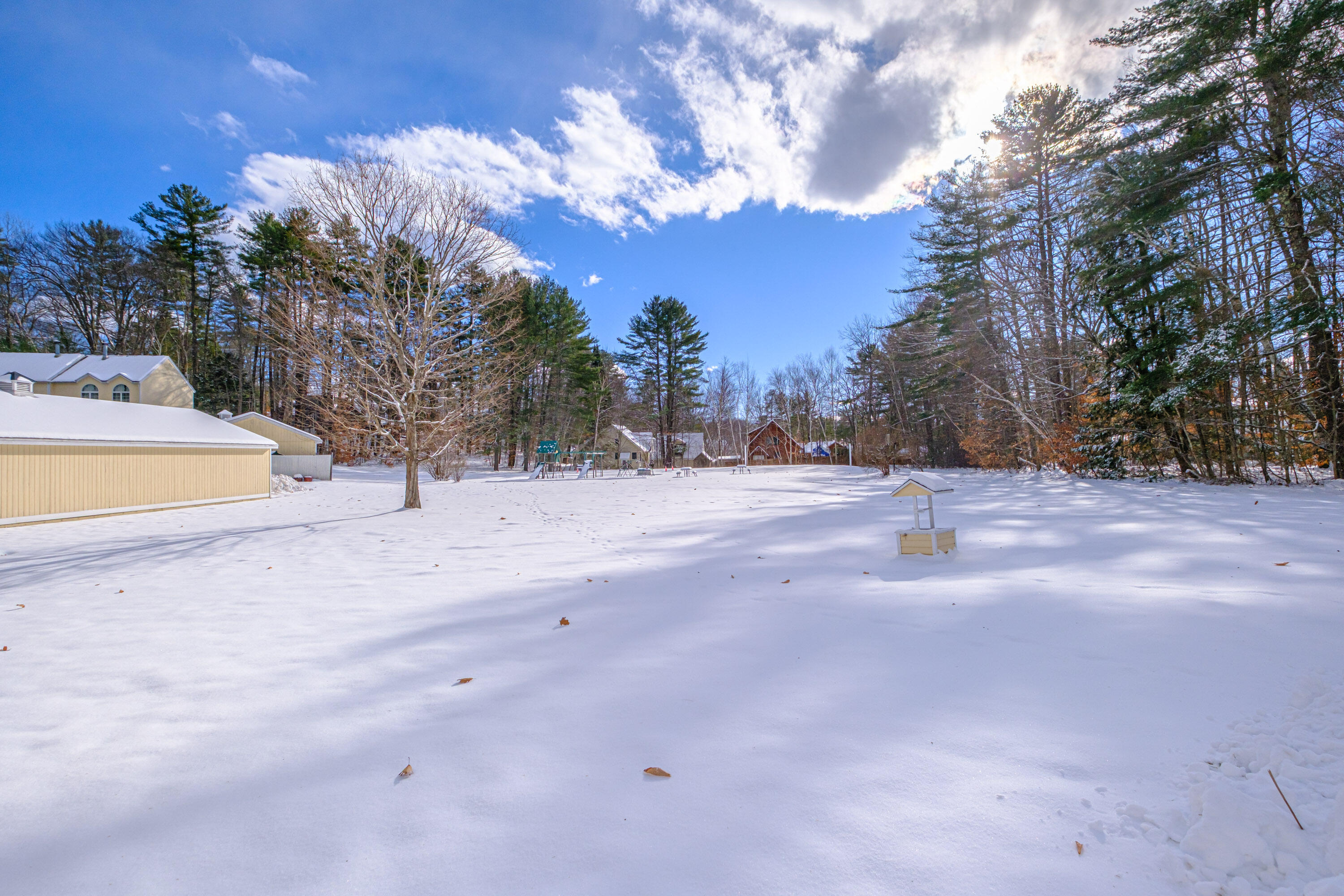 21 Daffodil Court Naples ME 04055