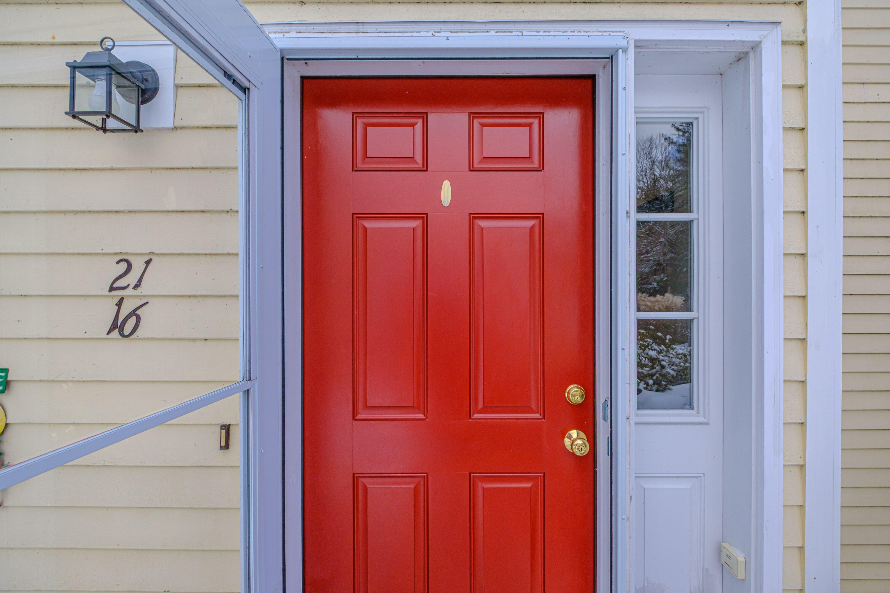 21 Daffodil Court Naples ME 04055