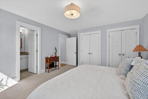 17 Webhannet Place Kennebunk ME 04043