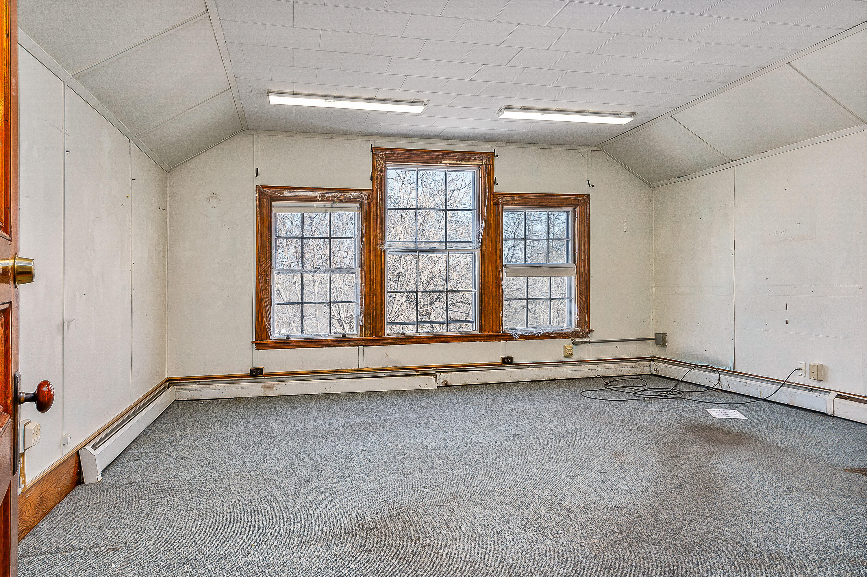 27 Ossipee Trail E Standish ME 04084