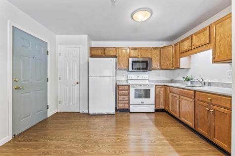 102 Rita Way Brunswick ME 04011