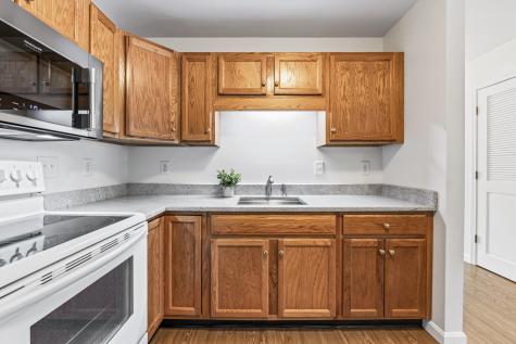 102 Rita Way Brunswick ME 04011