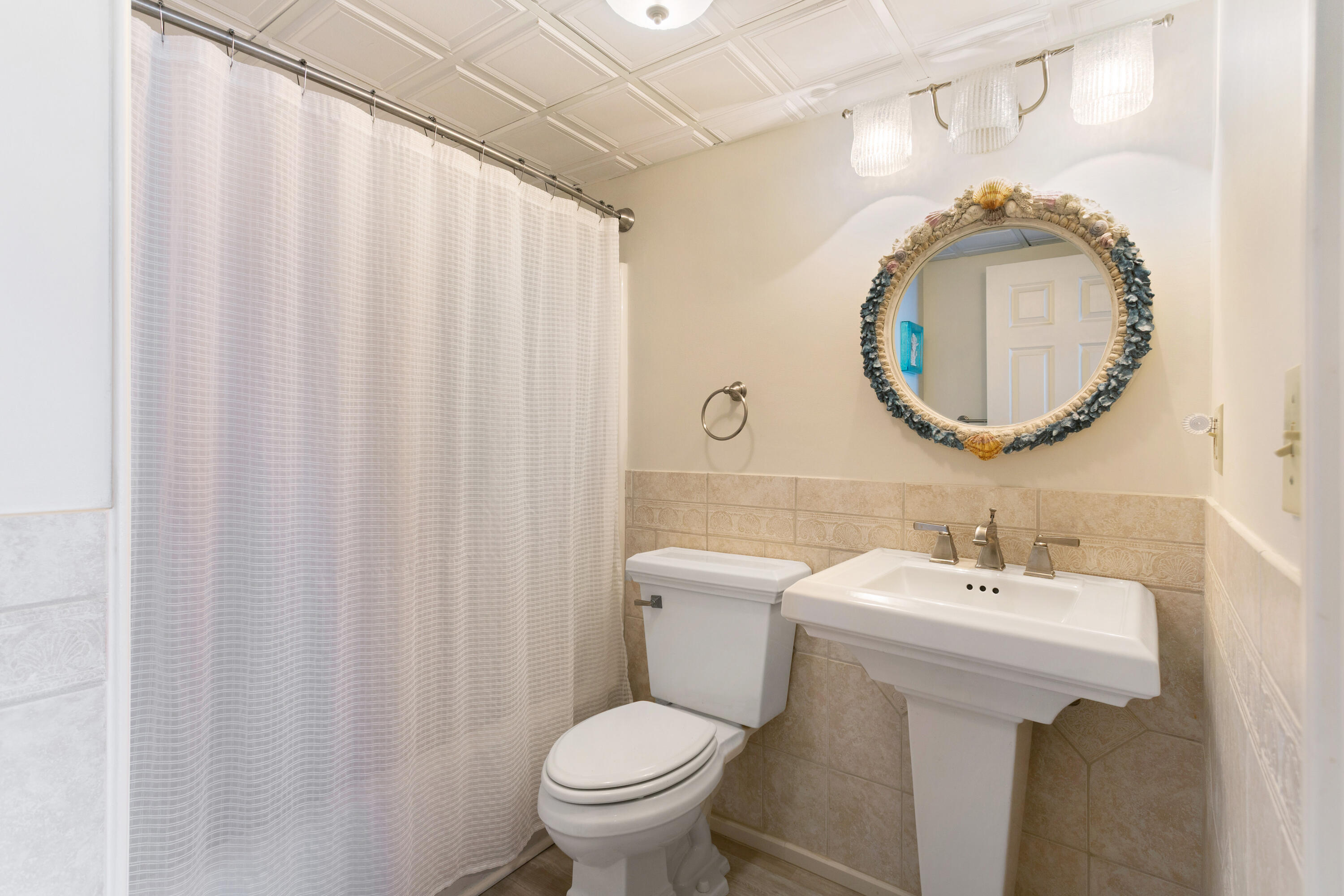31 E Grand Avenue Old Orchard Beach ME 04064