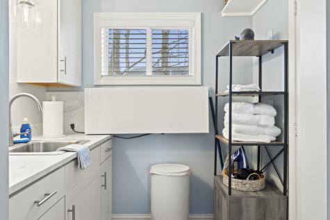 76 Post Wells ME 04090