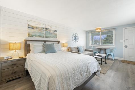 76 Post Wells ME 04090