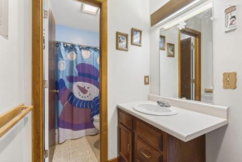 8 Cascades Drive Newry ME 04261