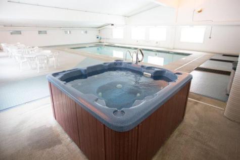 8 Cascades Drive Newry ME 04261