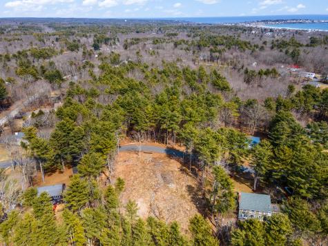 15 Candlewood Lane York ME 03909