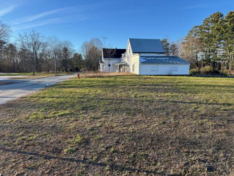 13 Wade Street Norridgewock ME 04957